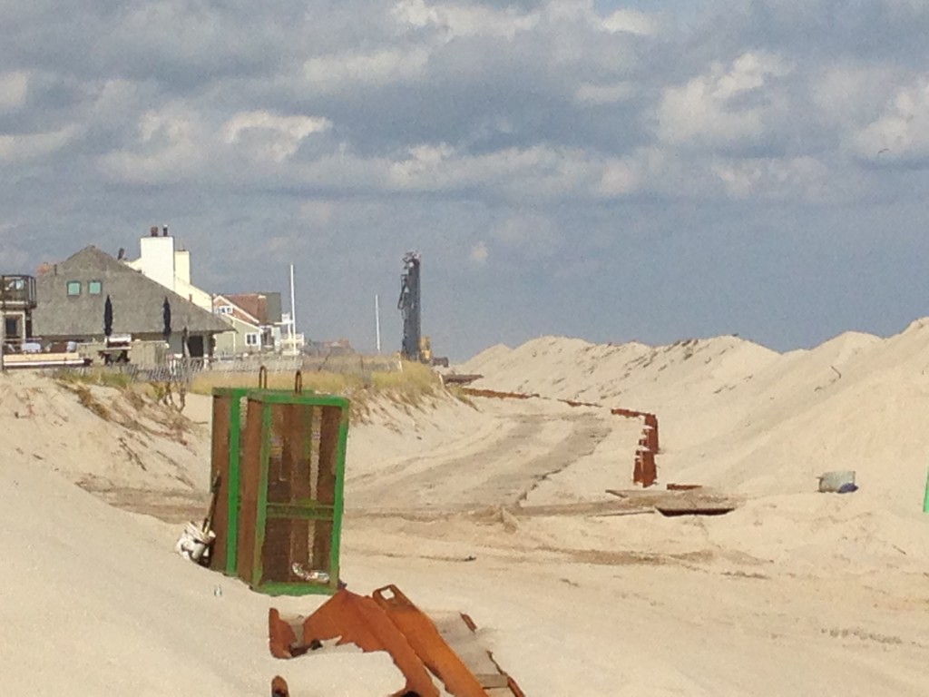 A crew works on the sheet pile project north of Brick Beach III. (Photo: Daniel Nee)