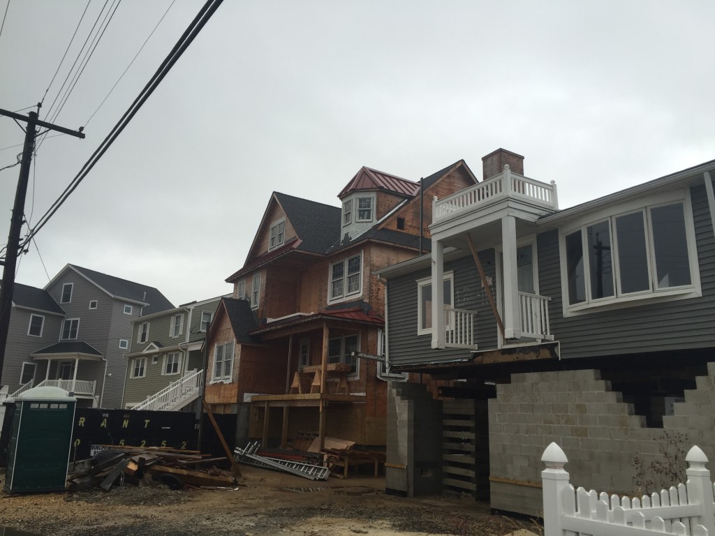 Rebuilding in Brick's Normandy Beach neighborhood, Oct. 28, 2015. (Photo: Daniel Nee)