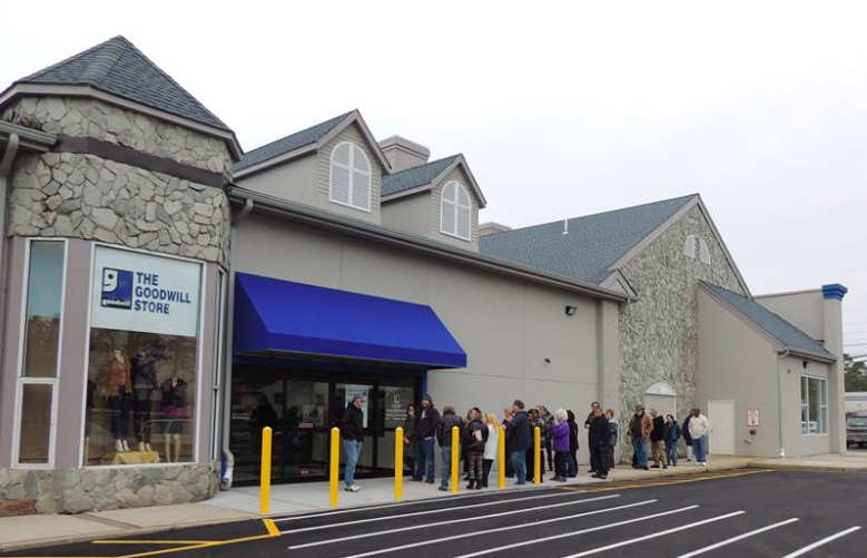 A line of customers outside the Goodwill store in Brick. (Photo: Goodwill of Southern New Jersey and Philadelphia)