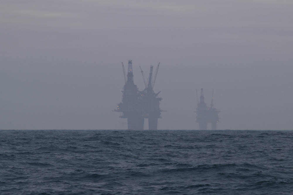 Oil rigs in the North Sea. (Photo: tjodolv/ Flickr)