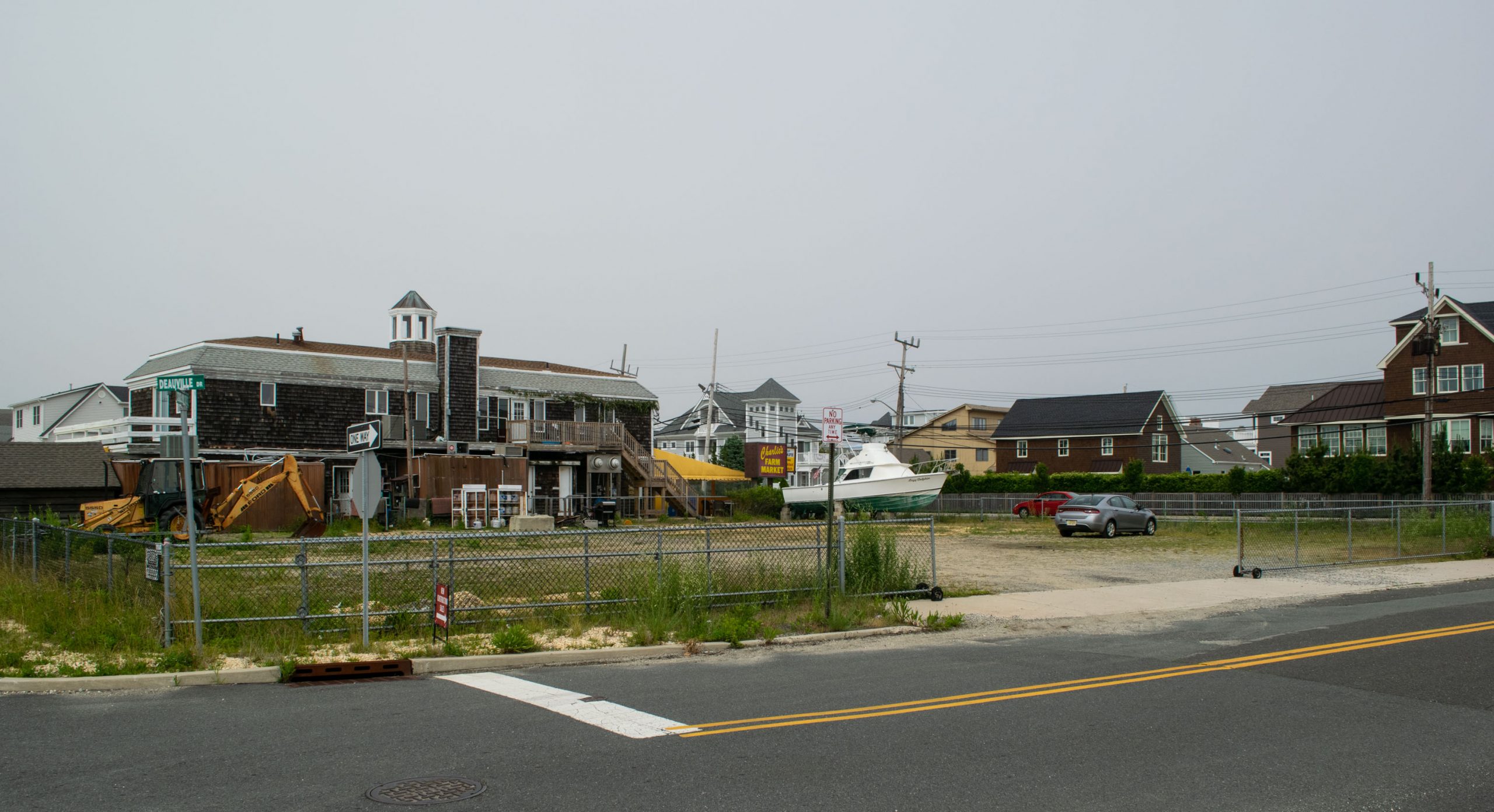 The Brick planning board approved the construction of three new homes along Route 35, June 2020. (Photo: Daniel Nee)