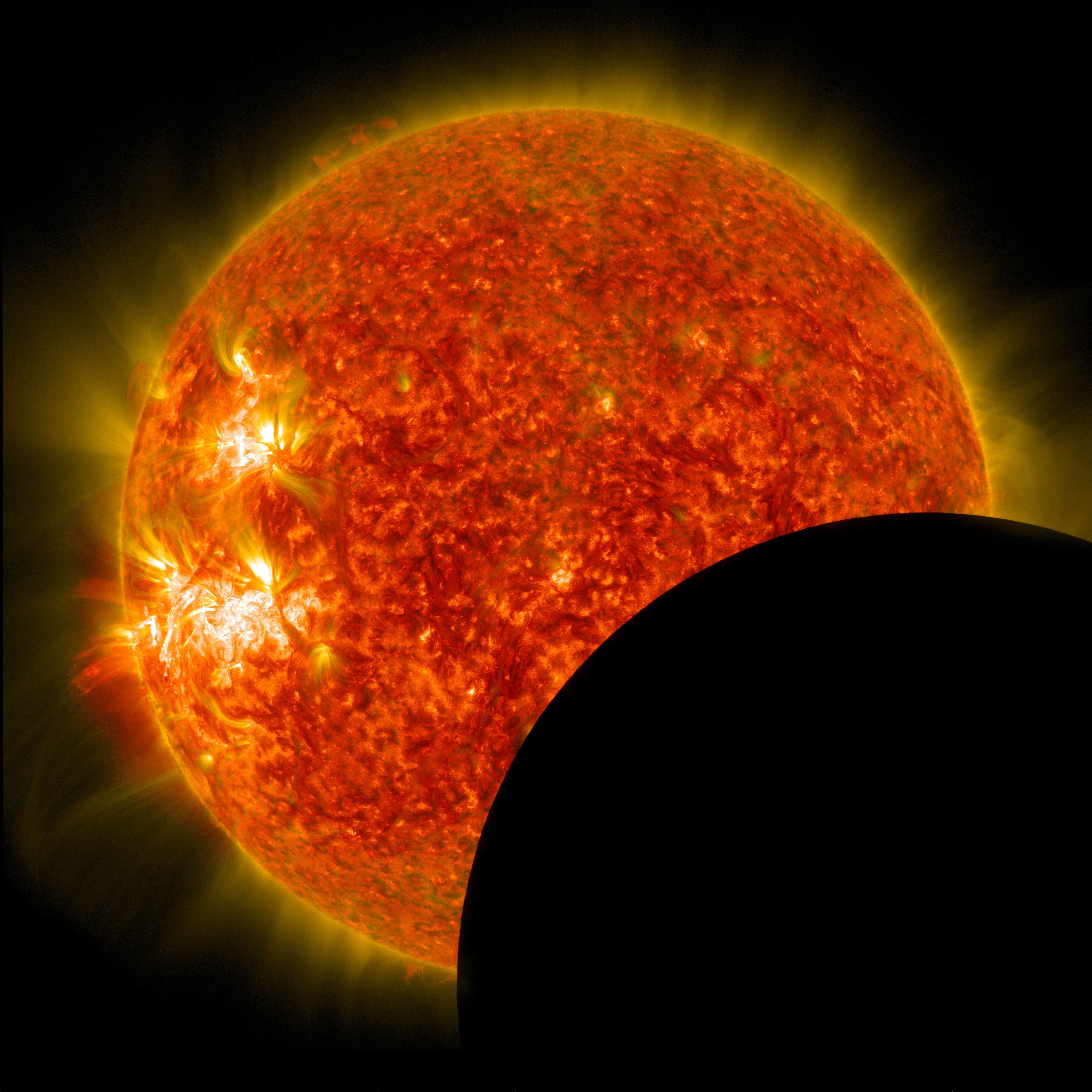 Solar Eclipse (Photo: NASA)