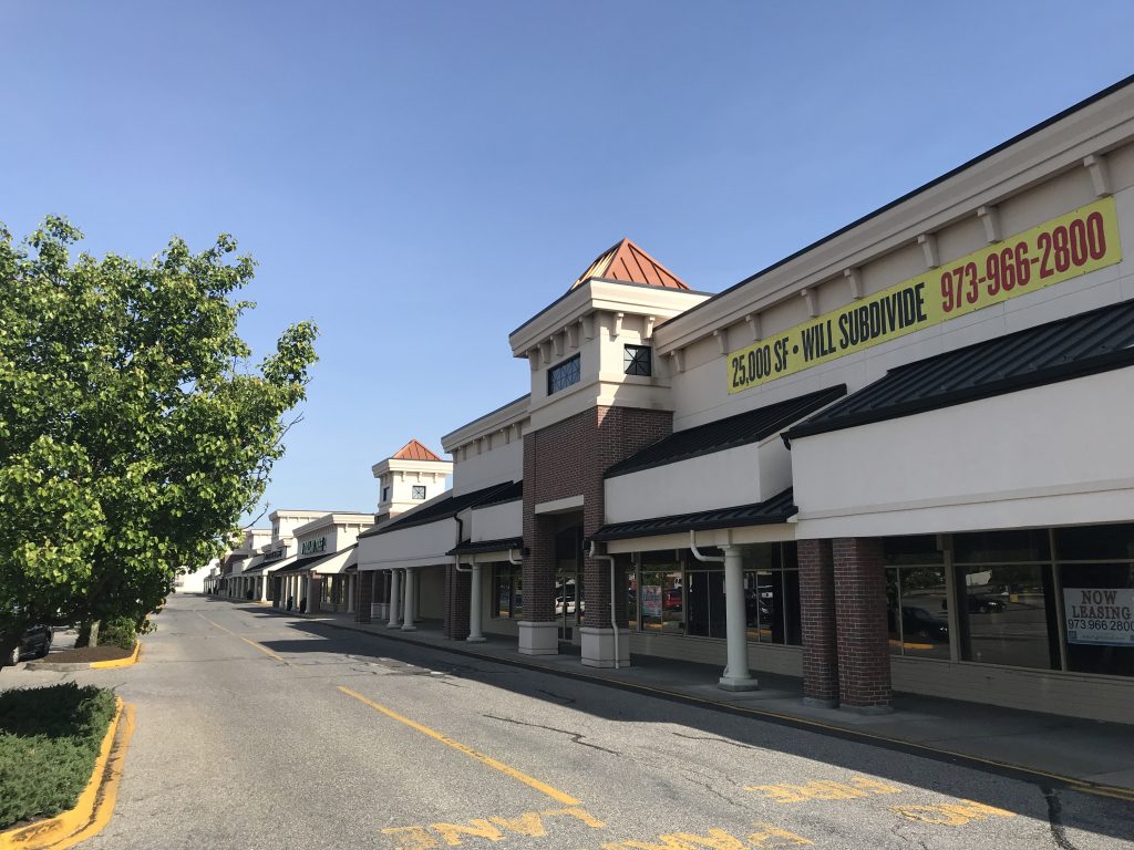 The Riverwalk shopping center, Brick, N.J. (Photo: Daniel Nee)