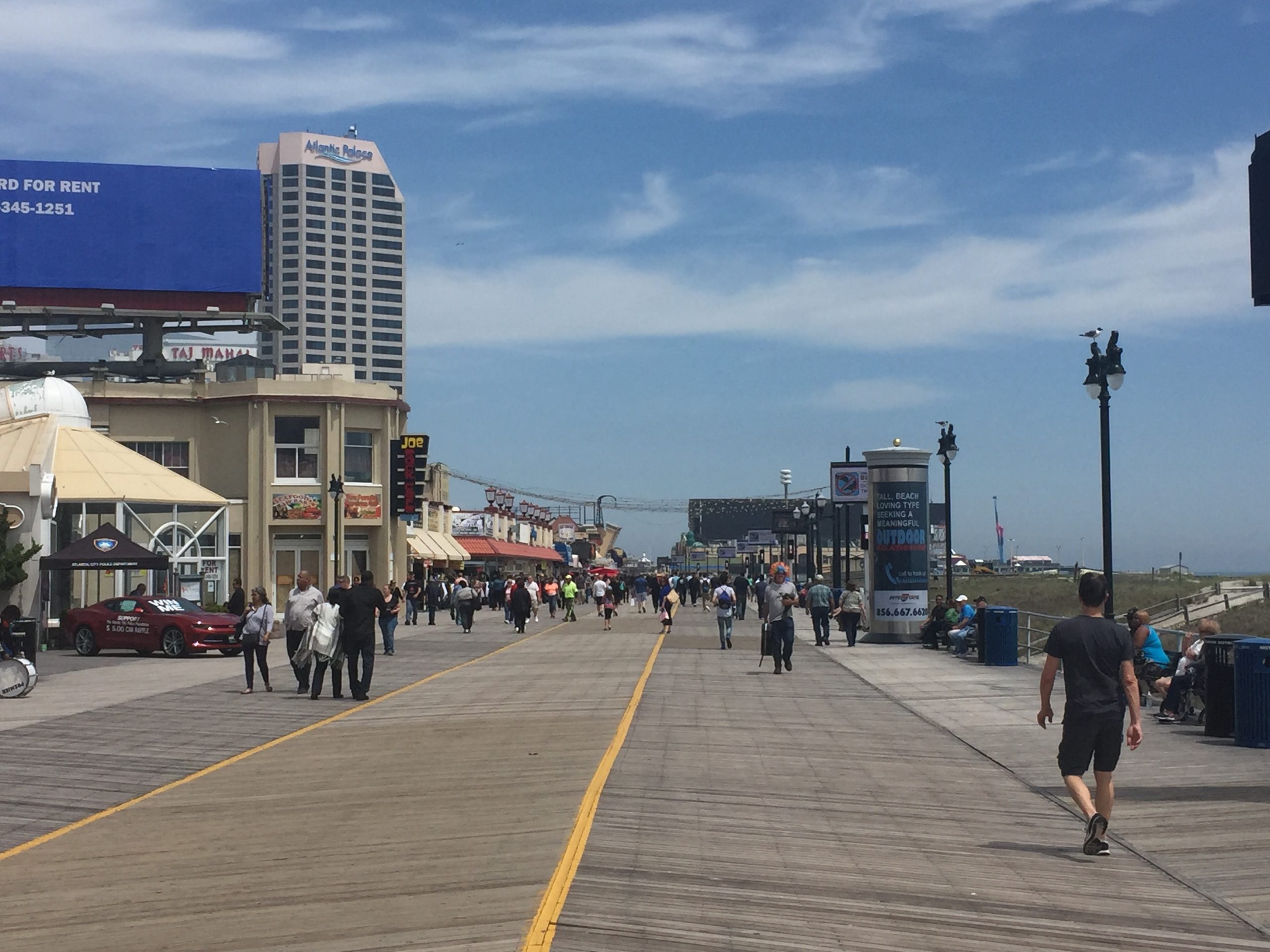 Atlantic City casinos and boardwalk. (Photo: Daniel Nee)