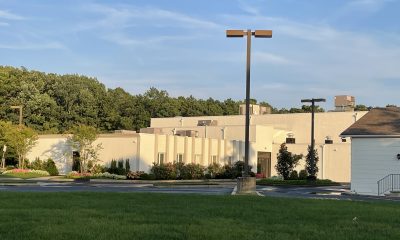 The former Temple Beth Or, where a private high school opened, causing controversy, Sept. 2021. (Photo: Daniel Nee)