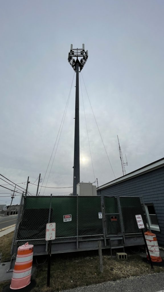A temporary 72-foot tall communications tower slated to be replaced by a 96-foot tower. (Photo: Daniel Nee)