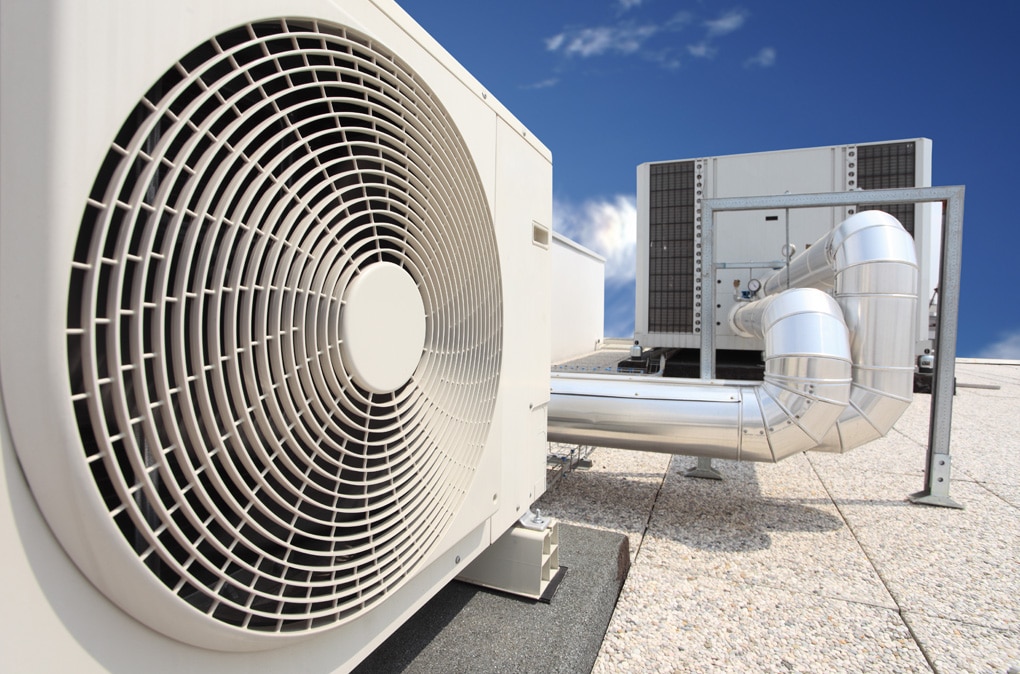 A commercial roof-mounted HVAC system. (Credit: sprgroupau/ Flickr Creative Commons)