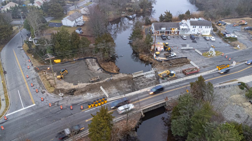 Construction begins on the Duck Farm Bridge in Brick Township, N.J., Jan. 5, 2023. (Photo: Daniel Nee)