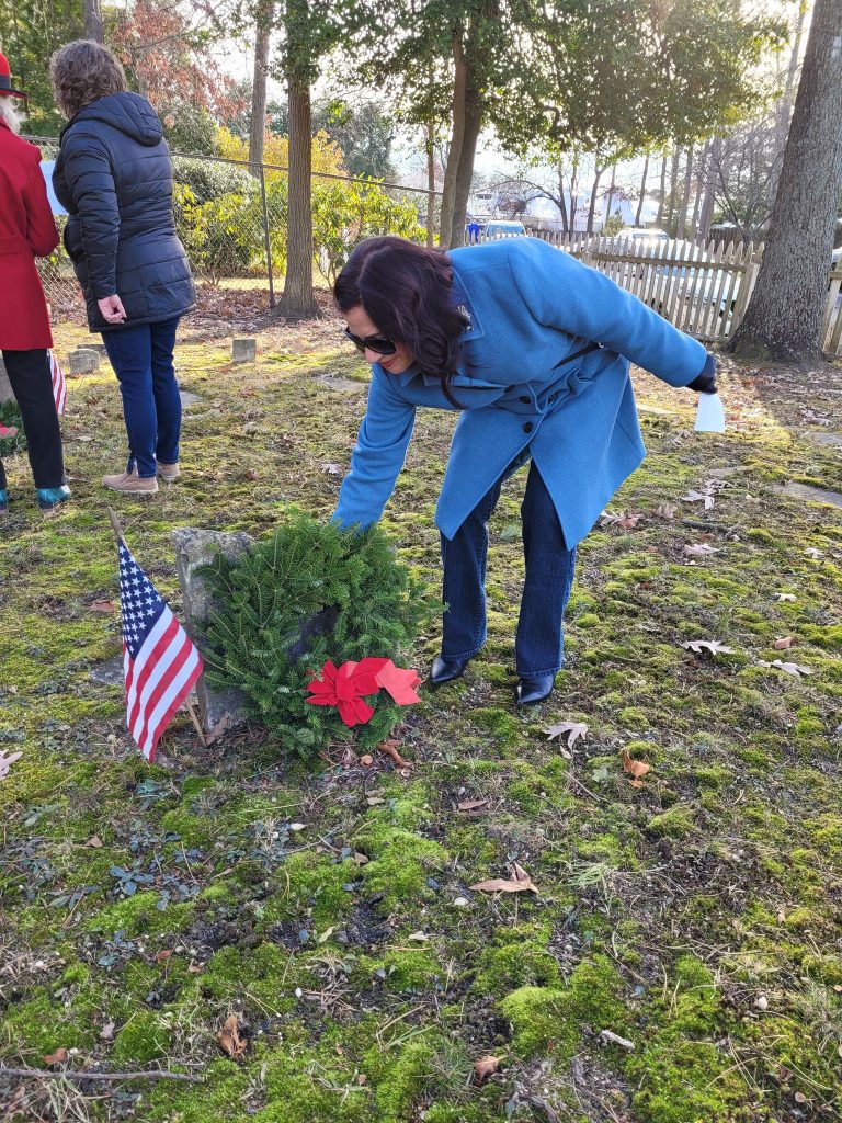 Wreaths are laid at the Woolley/Gravelly graveyard and cemetery in Brick Township, Dec. 2023. (Photo: Brick Township)