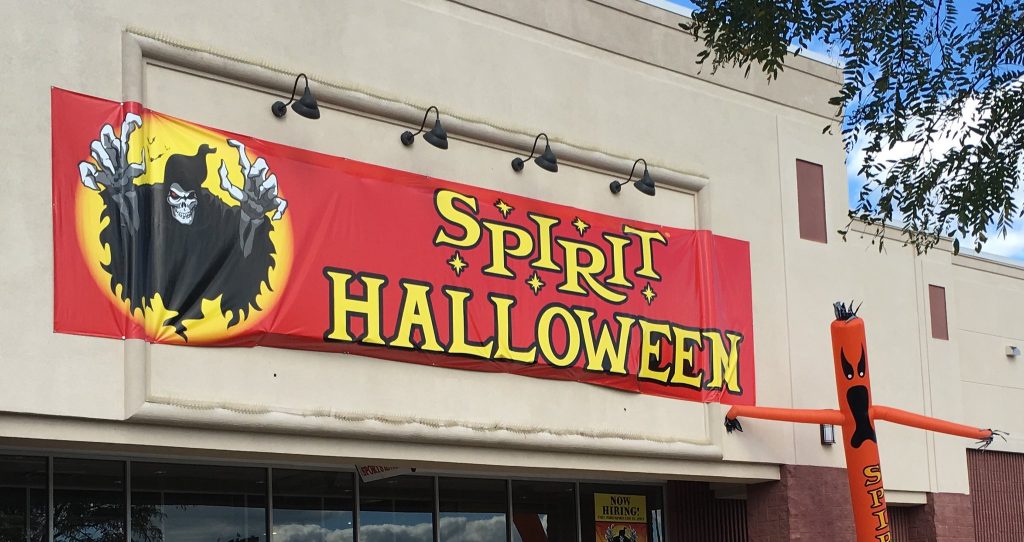 Spirit Halloween store. (Credit: Mike Mozart/ Flickr Creative Commons)