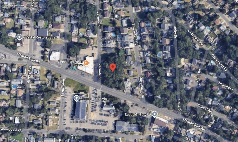 A Dunkin' Donuts is proposed for 738 Mantoloking Road. (Credit: Google Maps)